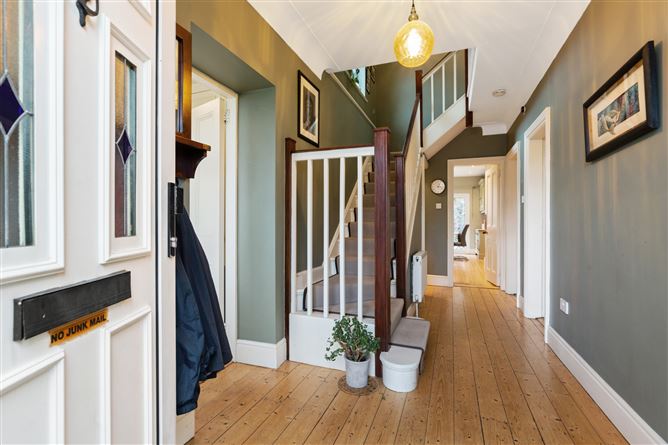 24 Claremont Park, Sandymount, Dublin 4