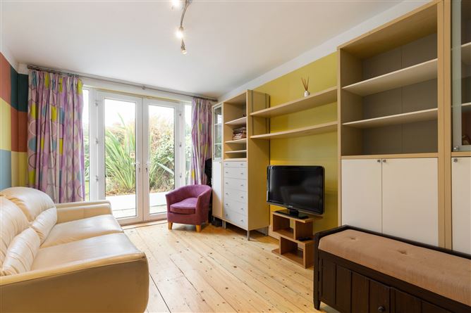 24 Claremont Park, Sandymount, Dublin 4