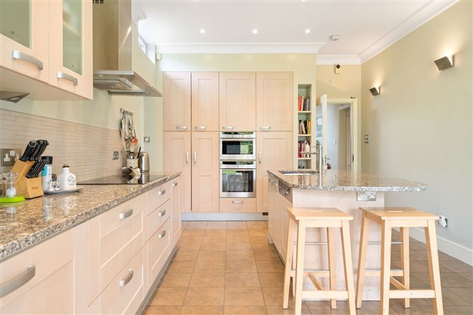 8 Maple Road, Clonskeagh,   Dublin 14