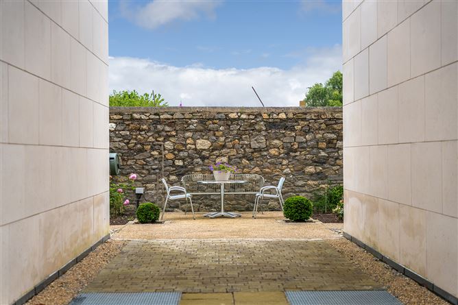 Apartment 1 Glaunsharoon, Donnybrook, Dublin 4