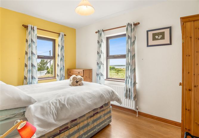 Glynsk Pier Cottage,H91FK7F, Cashel, Galway