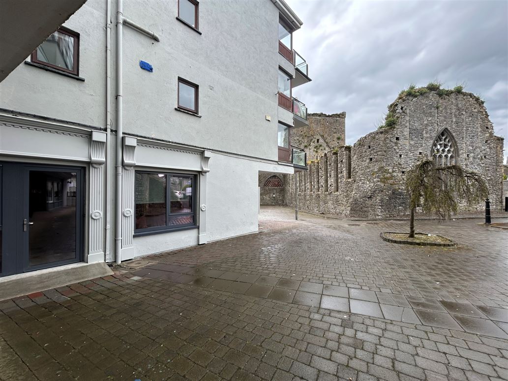Apartment 38, Dominic's Abbey, Bank Place, Cashel