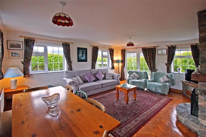 3 Bed in Castletownbere,Castletownbere,  Cork
