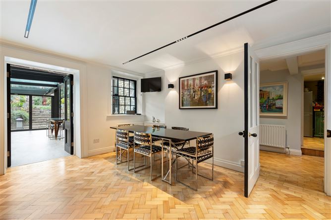 2 Harcourt Terrace, Dublin 2