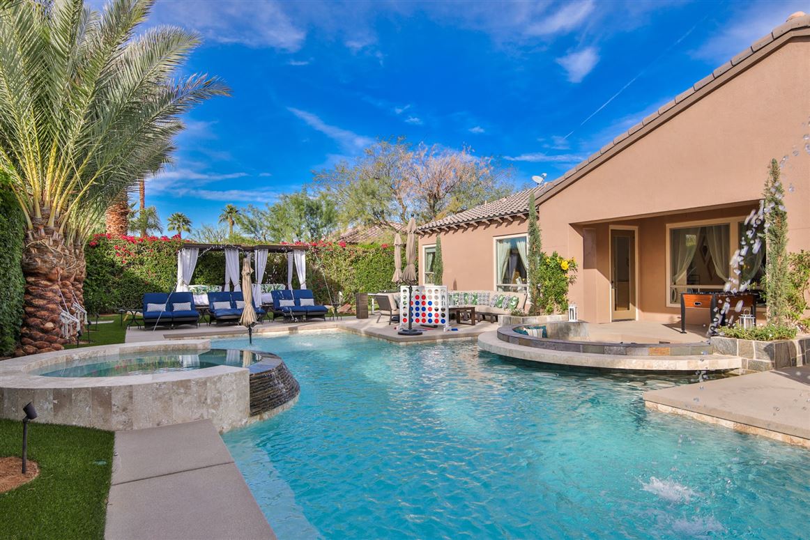Pulcro,Indio,California,USA