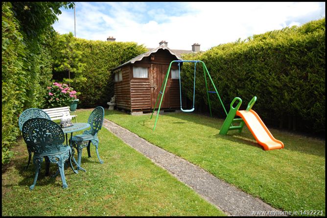 Photo 14 of 17 — 76 COLLINS AVENUE, Beaumont, Dublin 9