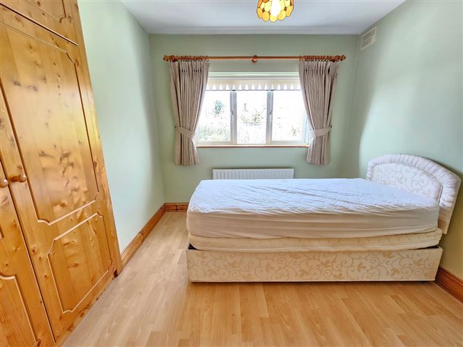 5 Clover Hill, Tulla Road, Ennis, Co. Clare