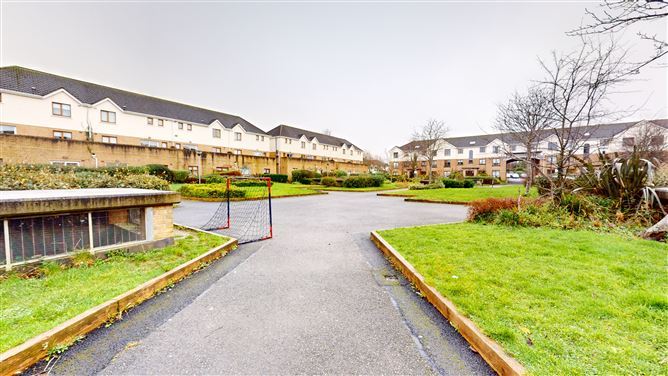 38 The Square Larch Hill, Dublin 17, Dublin