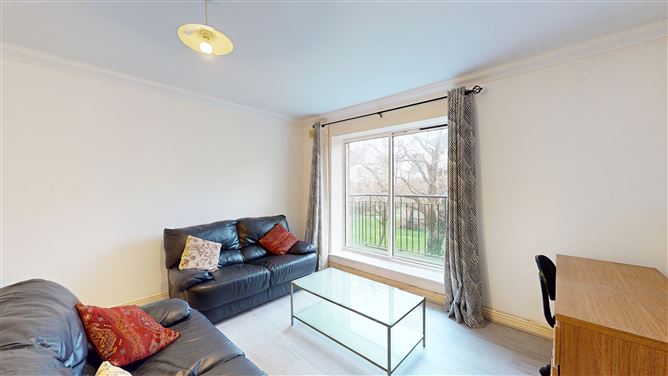 38 The Square Larch Hill, Dublin 17, Dublin