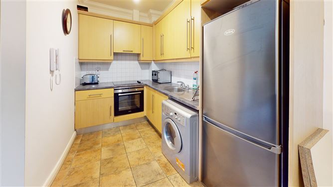 38 The Square Larch Hill, Dublin 17, Dublin