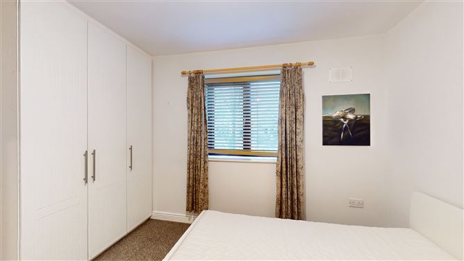 38 The Square Larch Hill, Dublin 17, Dublin
