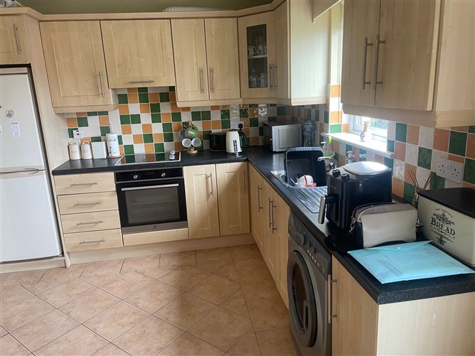 35 Frenchpark, Oranmore, Galway