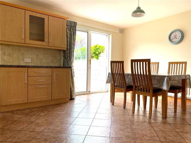 8 Frenchpark, Oranmore, Galway