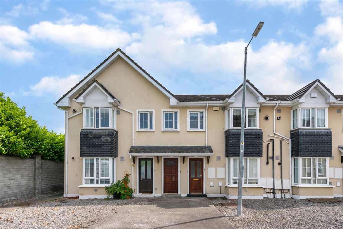 32 Fairfield, Dublin Road, Athy, Co. Kildare.