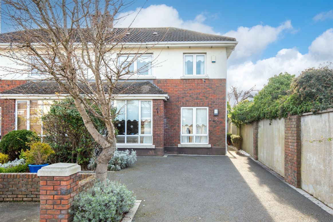 33 Priory Way, Manor Grove, Terenure, Dublin 12