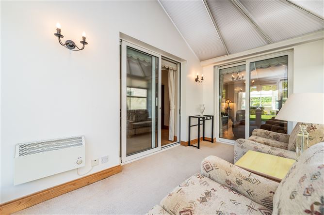 https://photos-a.propertyimages.ie/media/1/2/2/5003221/2b5263bb-1e75-4dfd-aa9f-b16e52139c39_l.jpg
