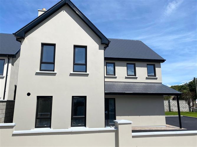 4 Castlelough Avenue, Loreto Road, Killarney, Co. Kerry