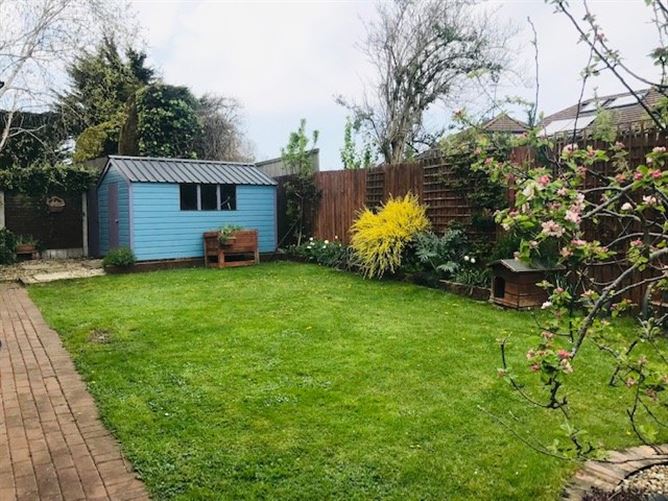 2 Roseacre, Kilgobbin Road, Sandyford, Dublin 18