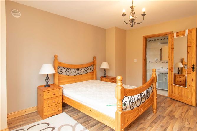 18 Broadmeadows, Ballyjamesduff, County Cavan