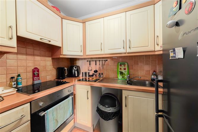 13 Slade Castle View, Saggart, Co. Dublin