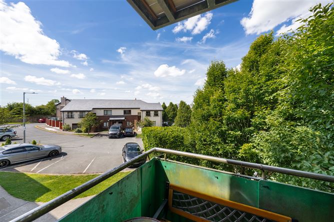 13 Slade Castle View, Saggart, Co. Dublin
