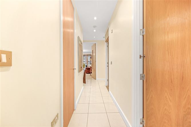 8 Hanover Riverside, Grand Canal Dock, Dublin 2