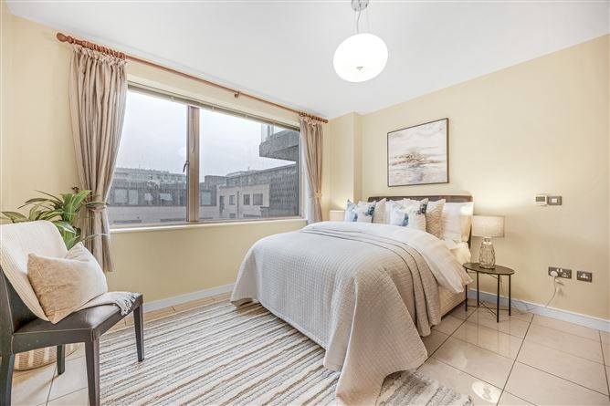 8 Hanover Riverside, Grand Canal Dock, Dublin 2