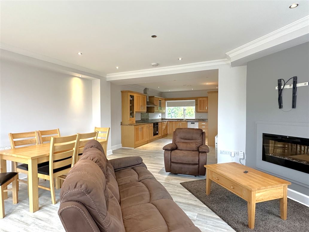77 Caiseal Cam, Roscam, Galway