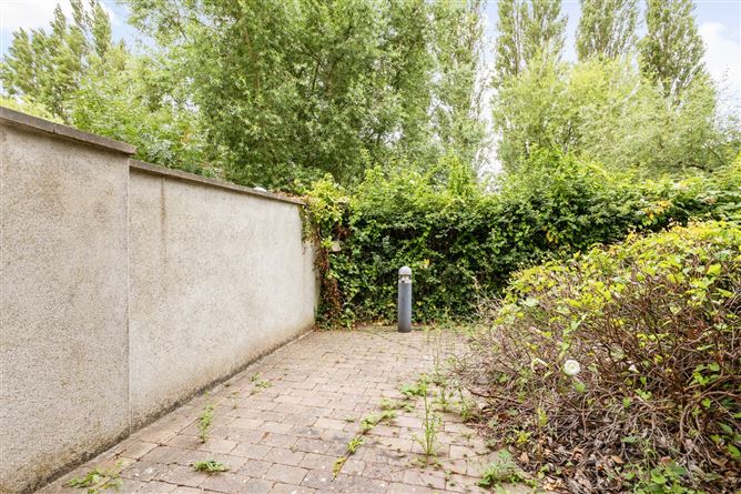 Photo 18 of 22 — 10 Riverwood, Richmond Road, Dublin 3, Co. Dublin