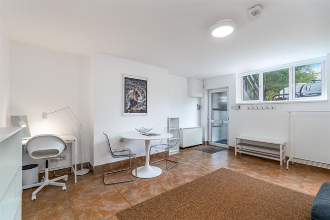 1 Fairfield Court, Newbridge Avenue, Sandymount, Dublin 4