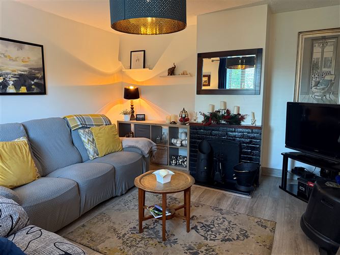 19, ST AONGUS GROVE, Tallaght, Dublin 24