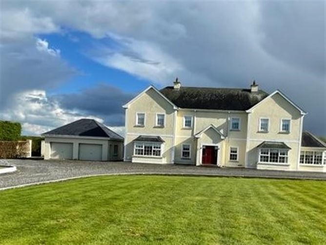 Main image for Mayfield Junction 14, C.55acre  Residence with sheds House on C. 2 ACRES €750.00, C. 51 AC. WITH SHEDS €700,000, Monasterevin, Kildare