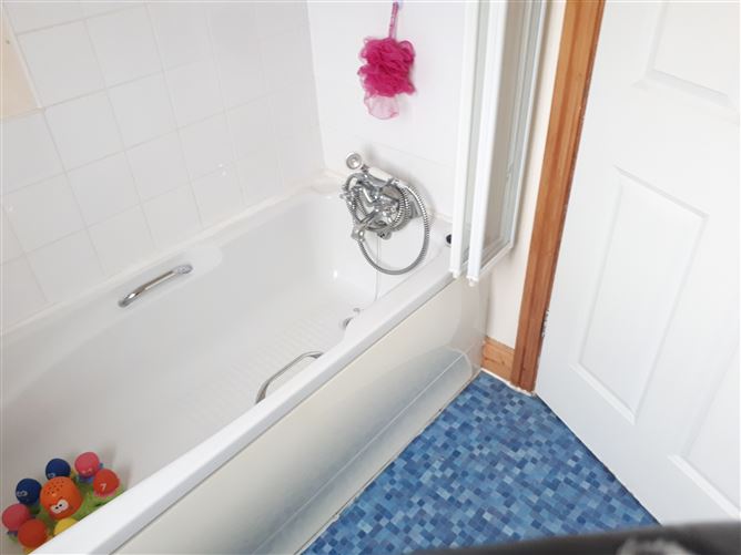 19 Somers Way, Ballycullane, Wexford