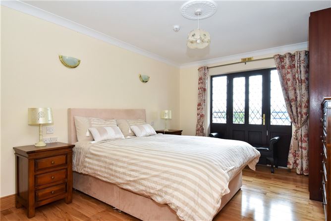 2 Bay View Court, Lough Atalia Road, Galway City Centre