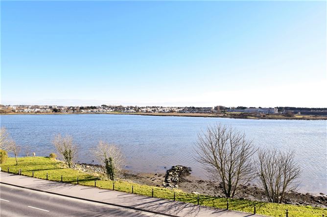2 Bay View Court, Lough Atalia Road, Galway City Centre