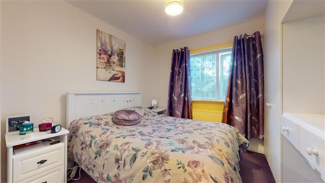 14 Woodville, Newport Road, Castlebar, Co. Mayo
