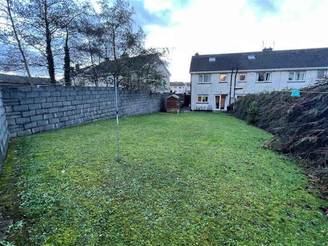 14 Woodville, Newport Road, Castlebar, Co. Mayo