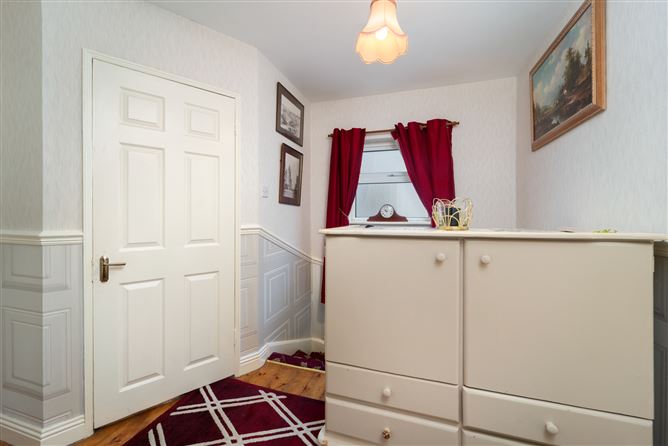 18 St. Mochta's Lawn, Clonsilla, Dublin 15