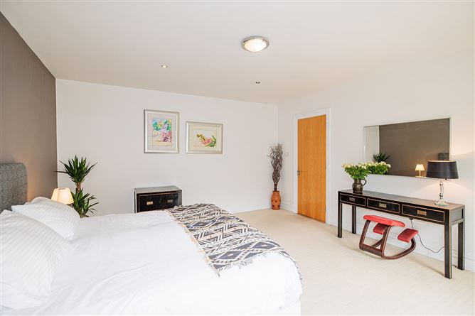15 College Square, College Road, Kilkenny