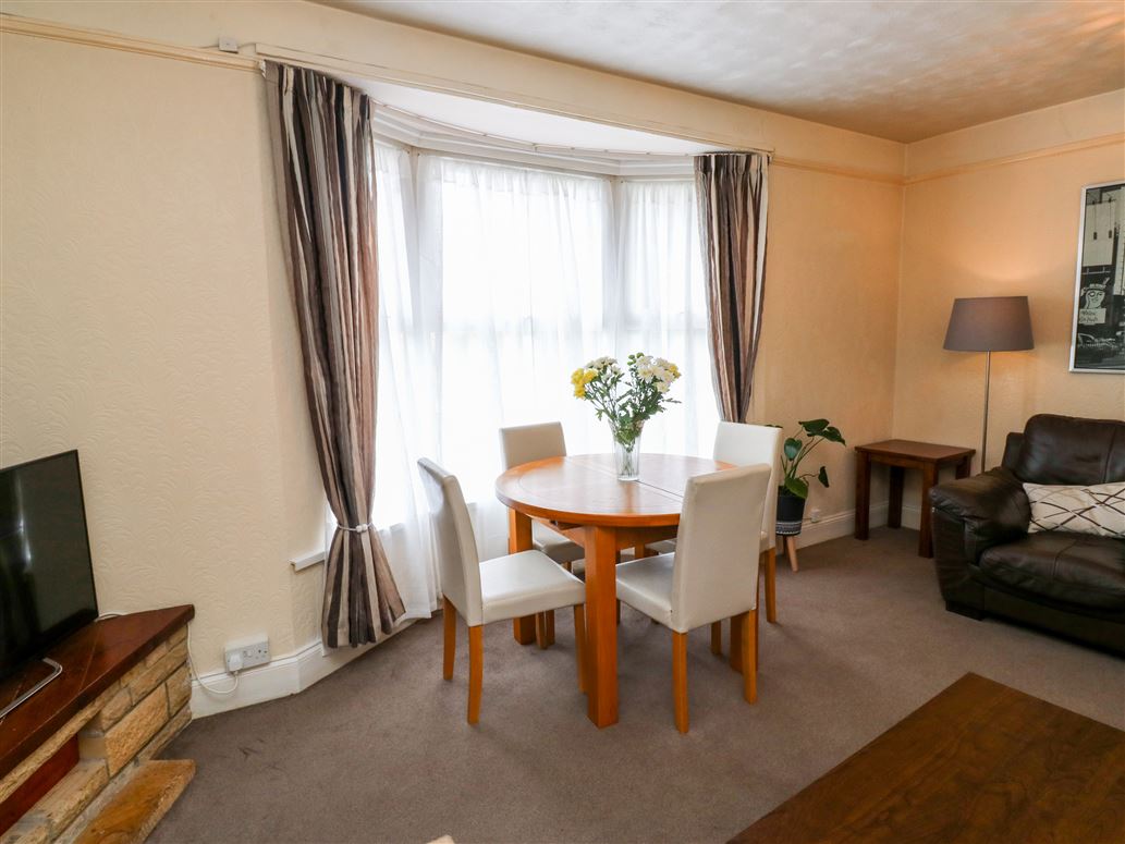Flat 2,Teignmouth, Devon, United Kingdom