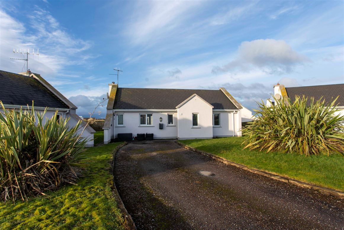 15 Sand Dune Cottages, Banna, Ardfert, Co. Kerry