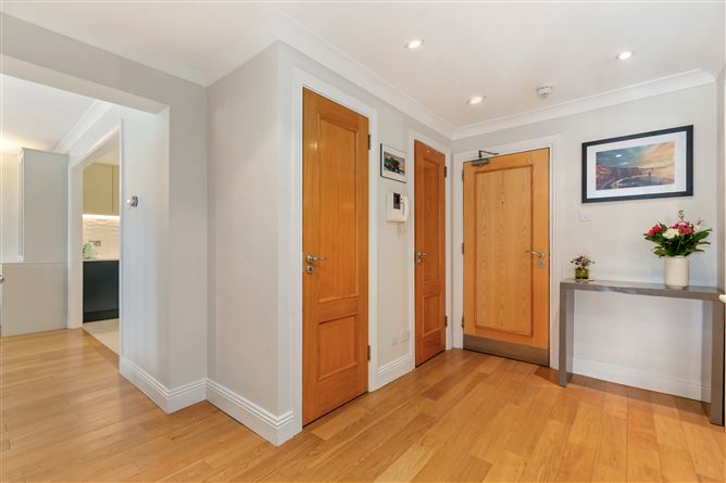 https://photos-a.propertyimages.ie/media/1/2/4/4998421/f8025d08-7f74-40a3-b687-79976fbac2d6_l.jpg