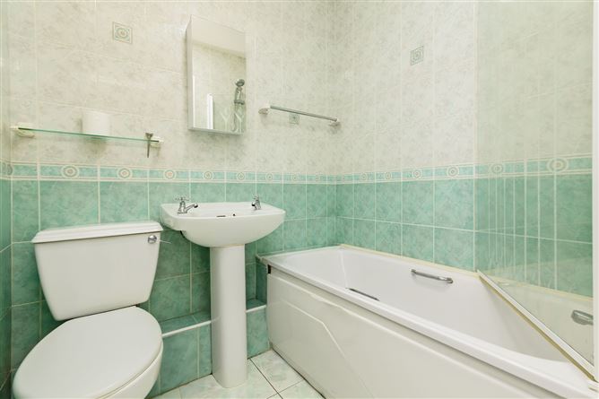 Photo 12 of 19 — Apt 308 Harbour Court, Lower Quay Street, Sligo, Sligo