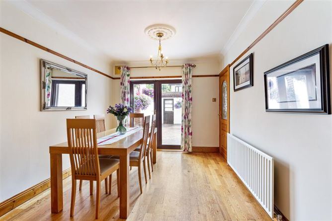 7 Woodville Grove, Lucan, Dublin