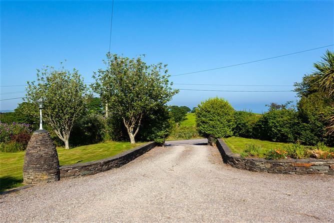 Coast Road, Castletownshend, Skibbereen, Co. Cork