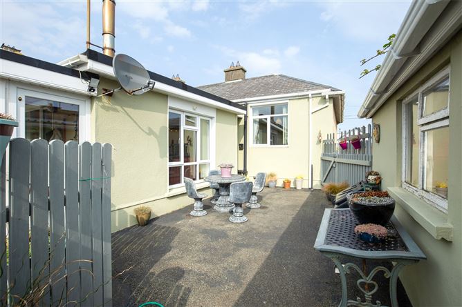 Strand Road, Whitehouse, Rosslare Strand, Co. Wexford