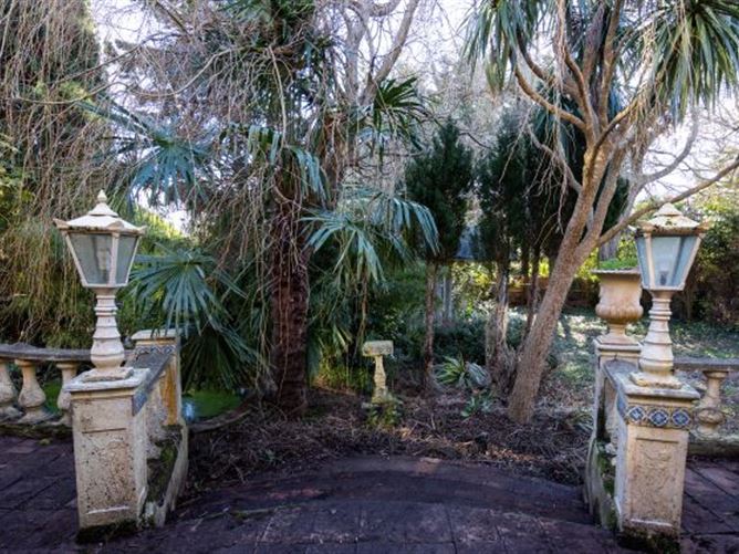 Setauket, 6 The Birches, Torquay Road,, Foxrock, Dublin 18