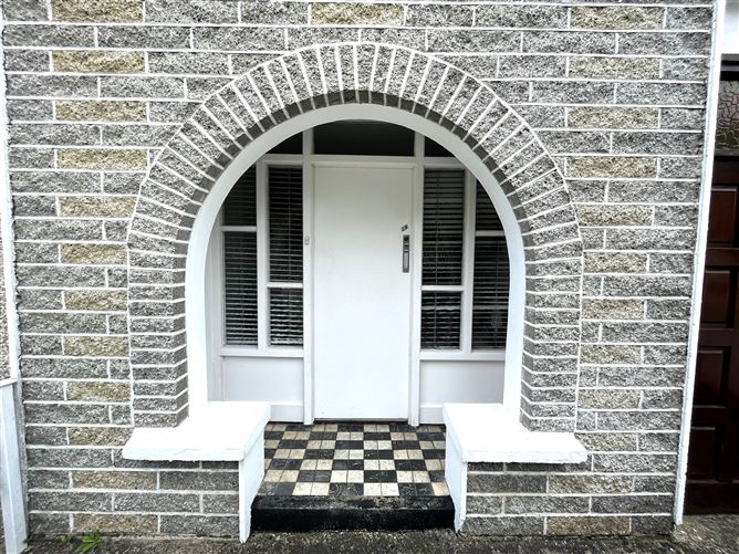 26 Brookville Avenue, Clareview, Ennis Road, Limerick