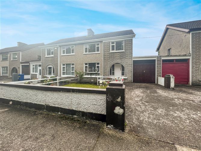26 Brookville Avenue, Clareview, Ennis Road, Limerick