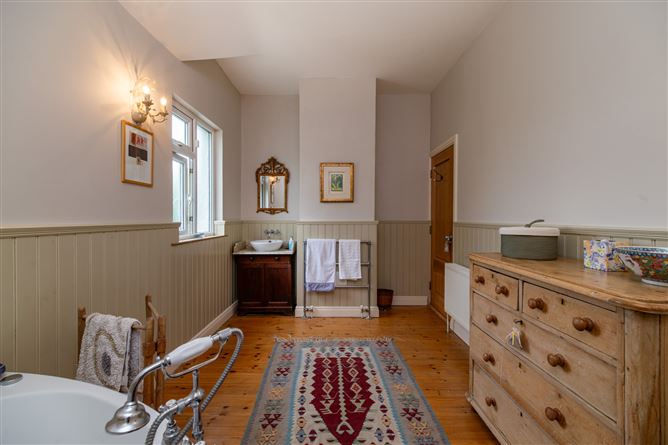 Ivy House, Loughkeen, Carrig, Birr, Co. Tipperary